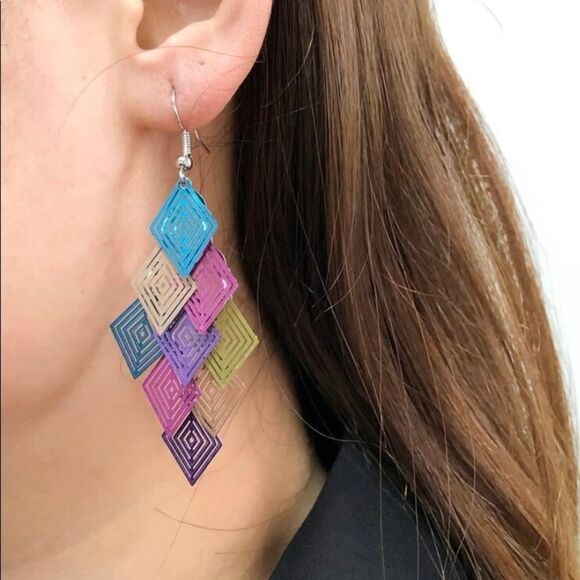 Jewelry - Pair of geometric drop earrings, colorful, pink, teal, purple, dangle